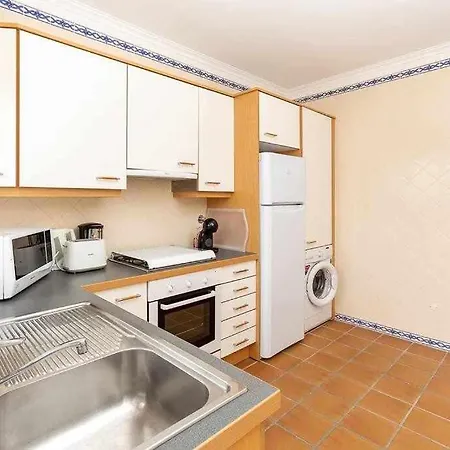 T2 Muito Espacoso Na Praia Del Rey Obidos Piscina Comum Apartment *