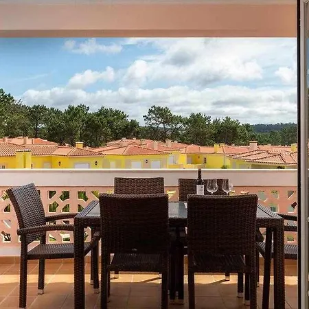 T2 Muito Espacoso Na Praia Del Rey Obidos Piscina Comum Apartment