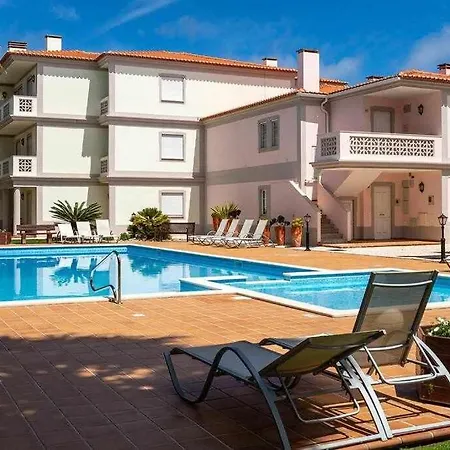 Apartment T2 Muito Espacoso Na Praia Del Rey Obidos Piscina Comum Praia del Rei